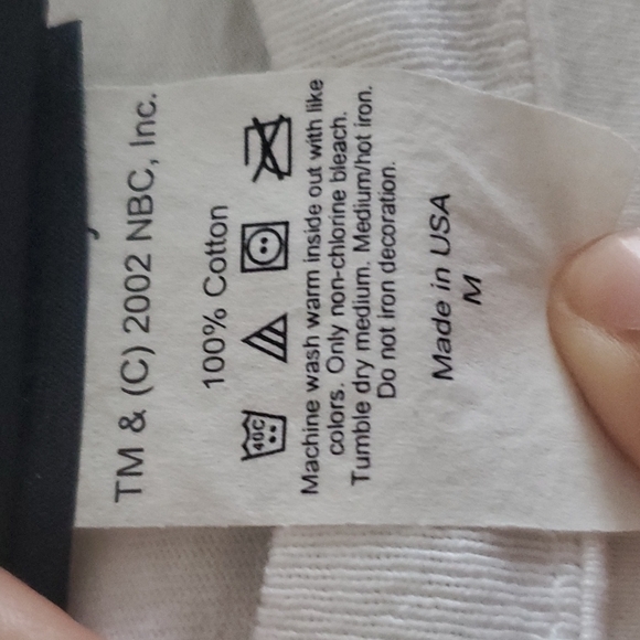 🌞'02 Today Show Tee 🌞 - Picture 4 of 5